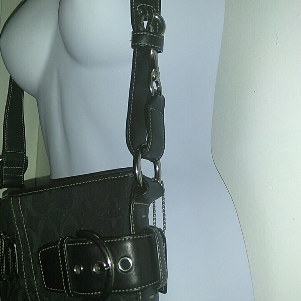 Vintage Coach - Picture 2 of 4
